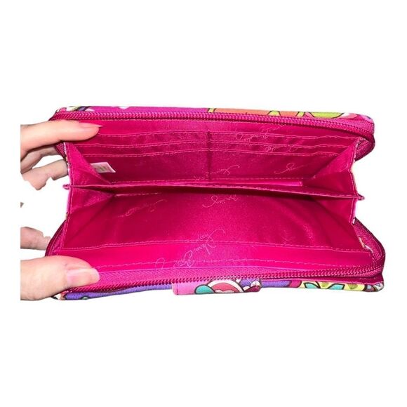 Vera Bradley Pink Swirls Turn Lock Wallet Floral Breast Cancer Pattern EUC - Picture 5 of 5